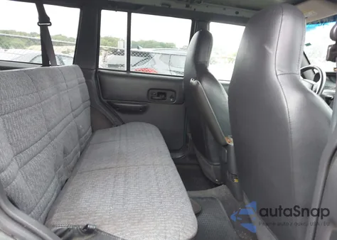 2000 Jeep Cherokee Sport z USA, uszkodzony, nr VIN 1J4FF48S8YL242593